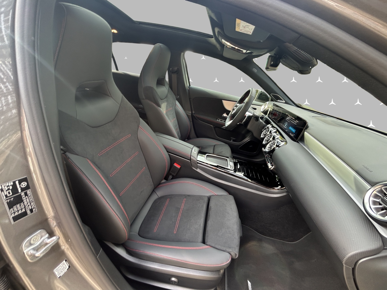MERCEDES-BENZ A 200 Night Star 7G-DCT-image-11