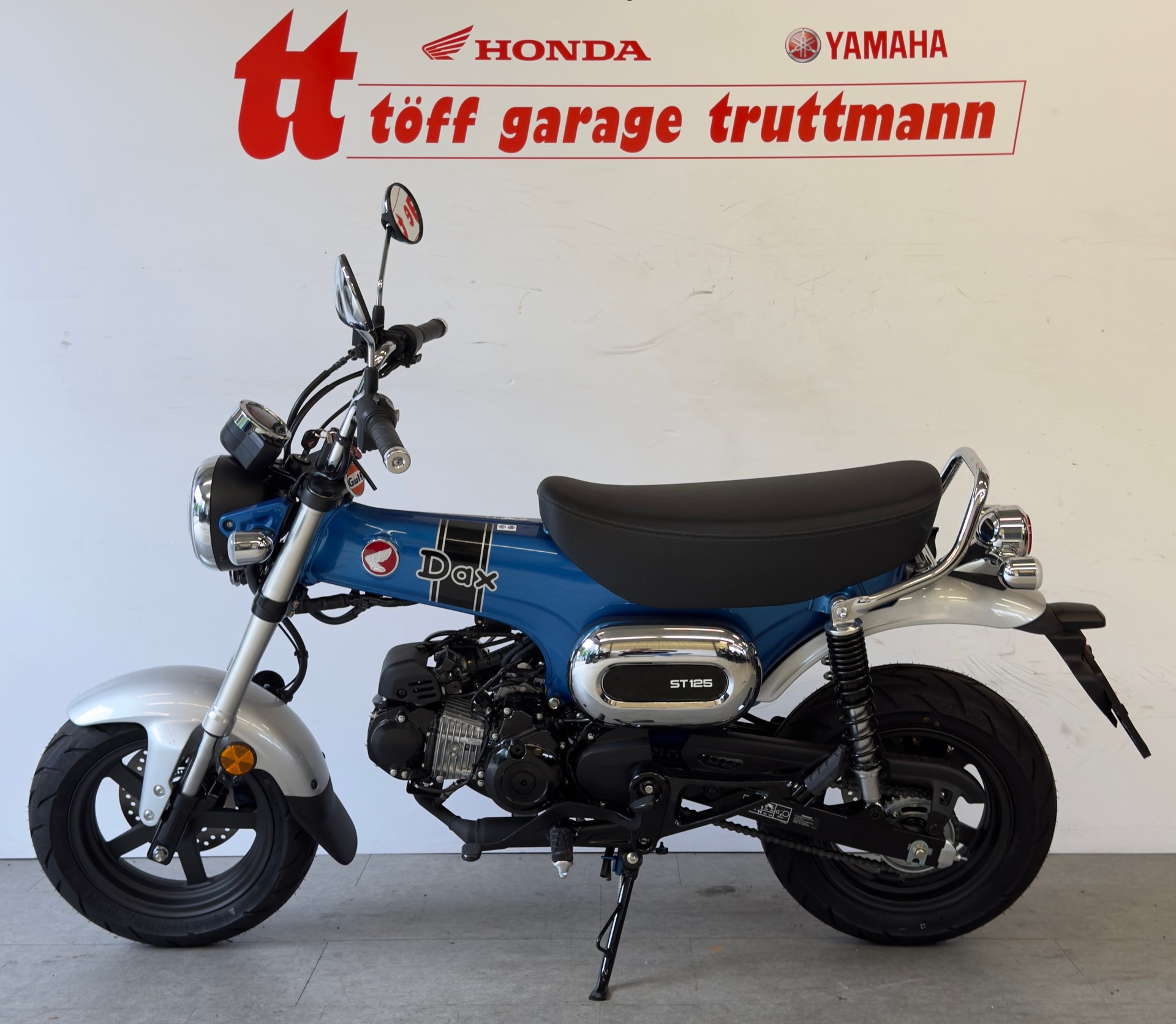 HONDA ST 125 Dax-showroom-element-1