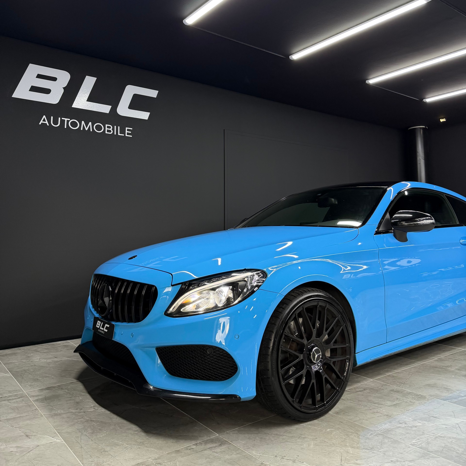MERCEDES-BENZ C 300 AMG Line Coupé 7G-tronic-image-1