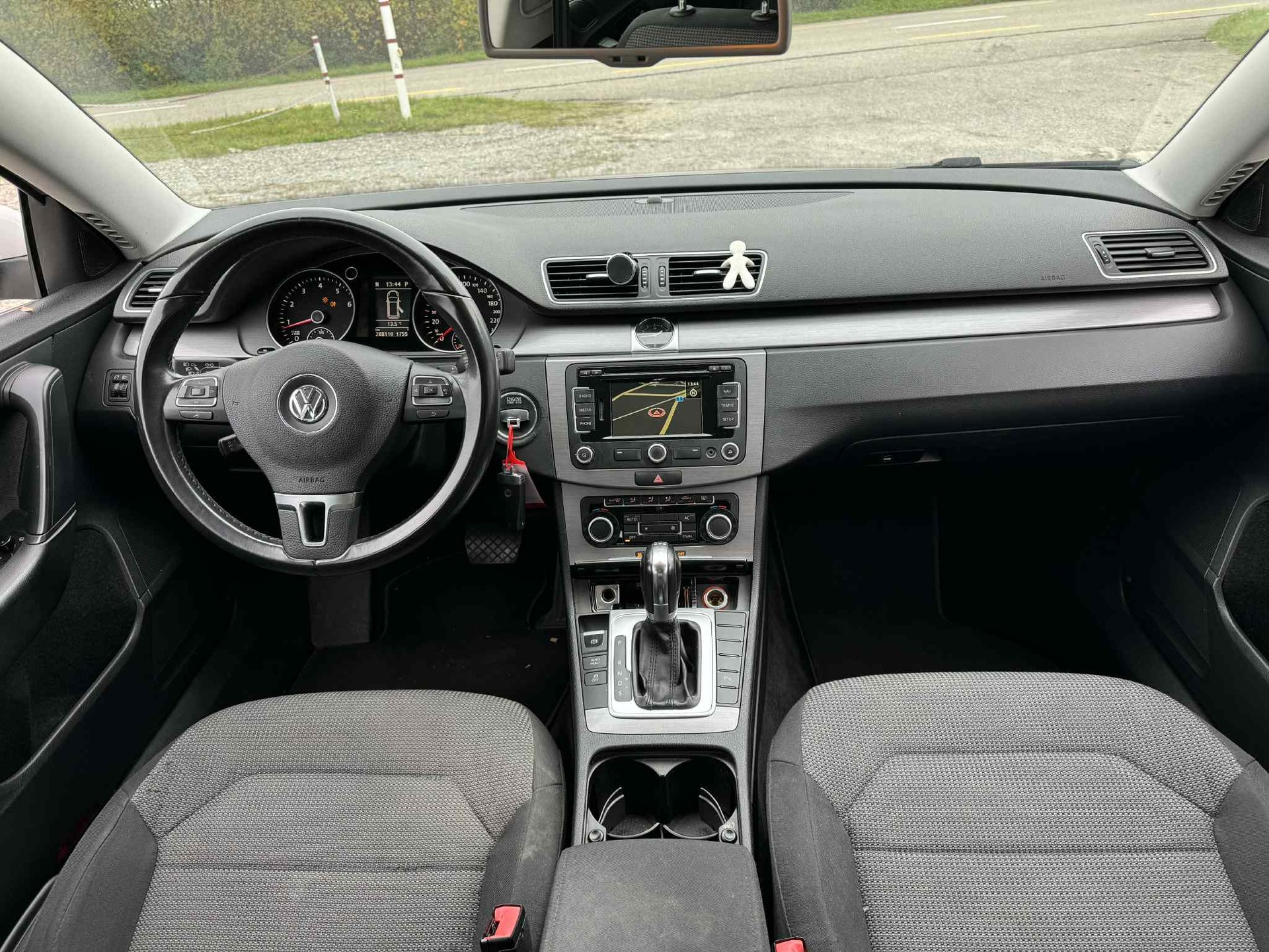 VW Passat Variant 1.4 EcoFuel Comfortline DSG-image-12