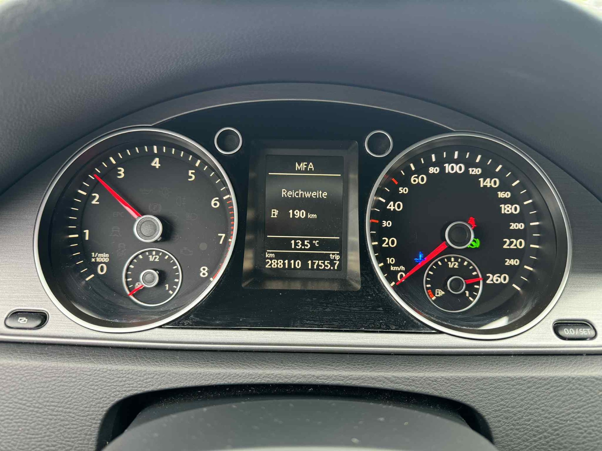 VW Passat Variant 1.4 EcoFuel Comfortline DSG-image-11
