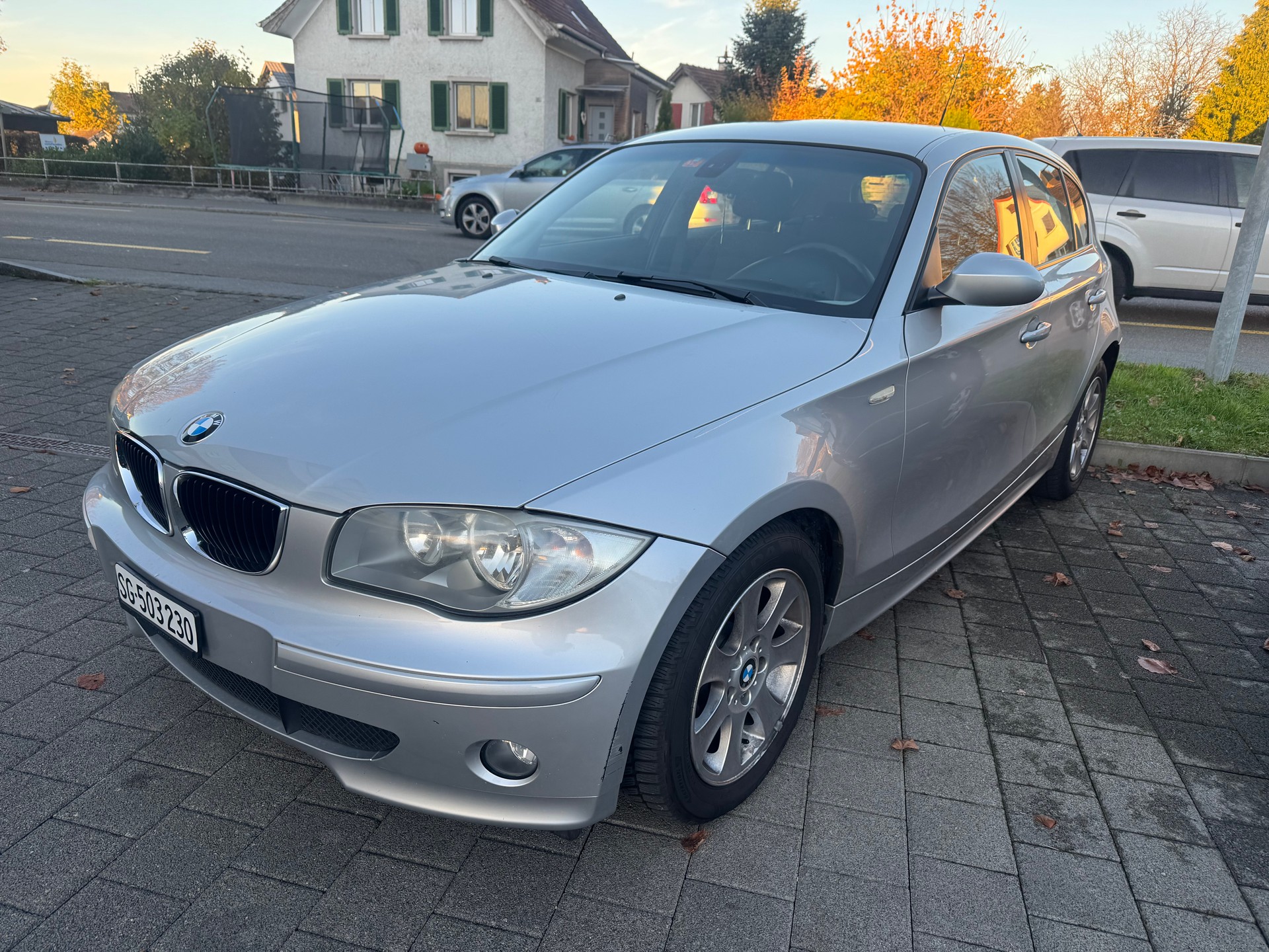 BMW 116i-image-1