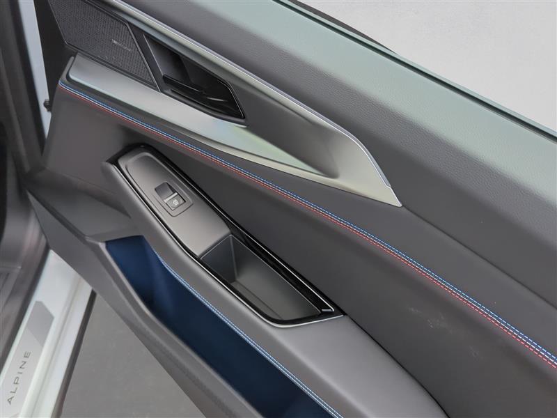RENAULT Rafale 1.2 E-Tech Plug-in Hybrid 300 4x4 Atelier Alpine-image-9