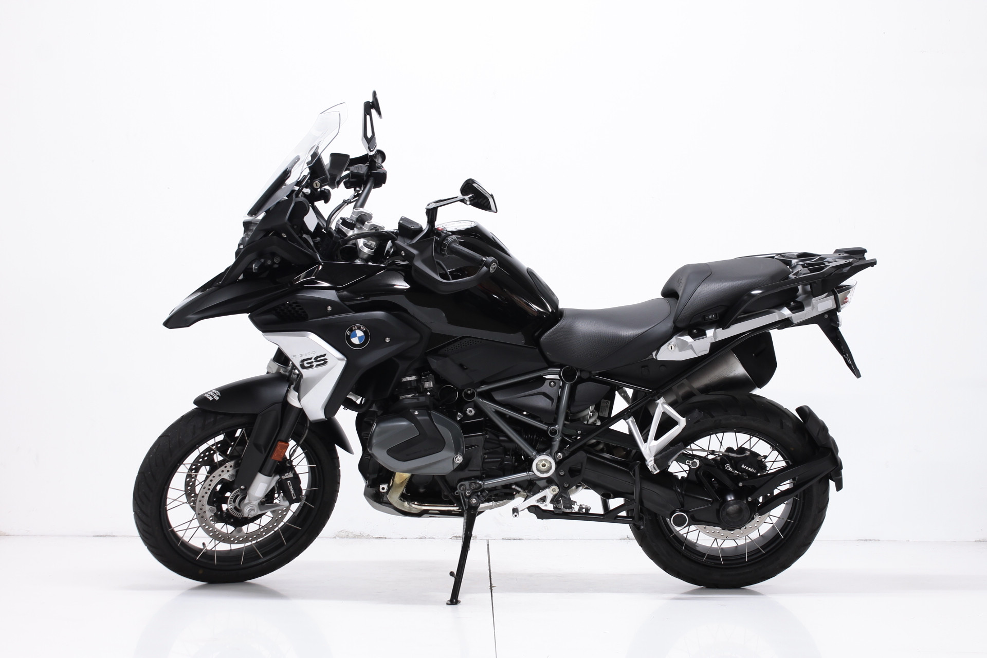 BMW R 1250 GS Triple Black-image-4