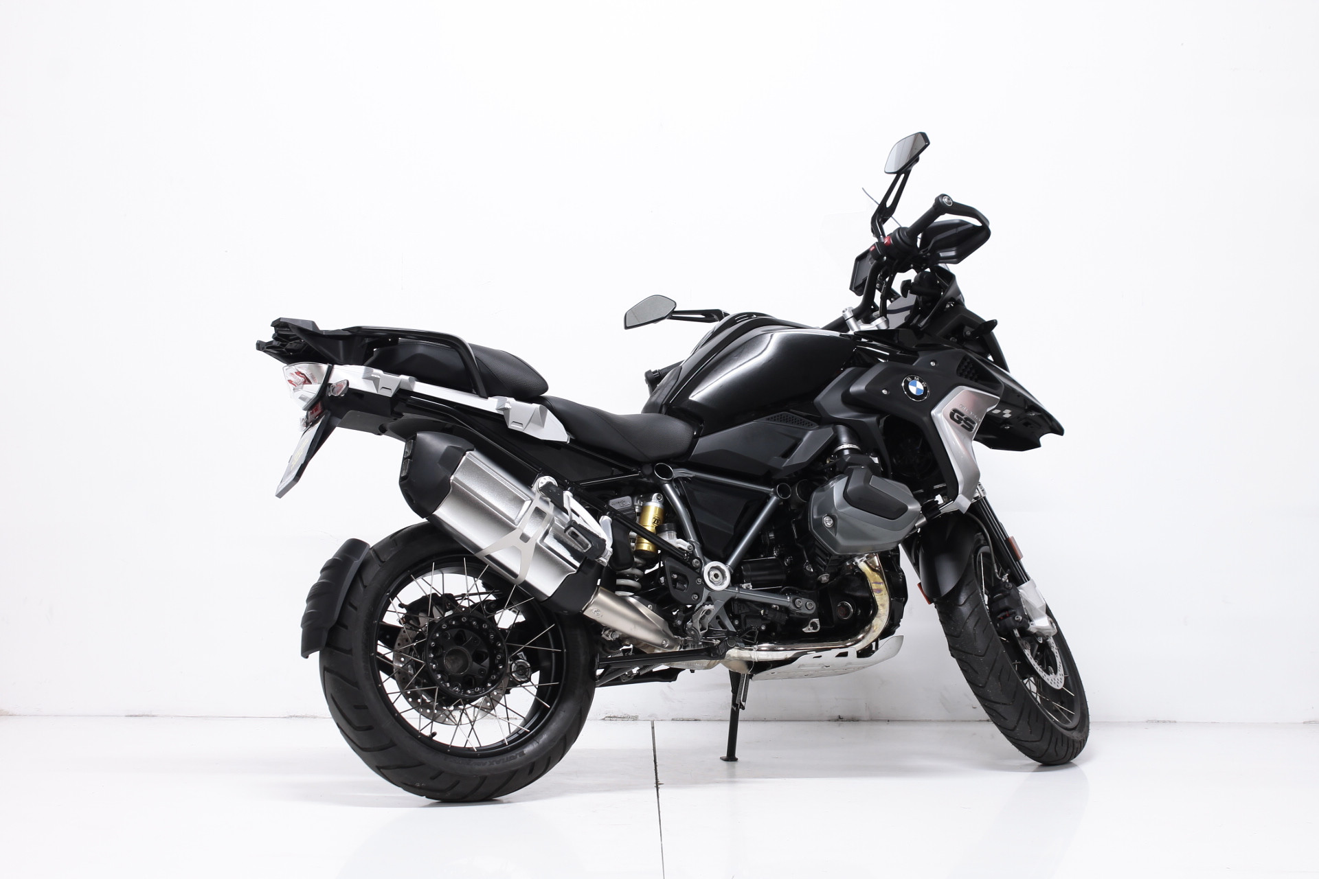 BMW R 1250 GS Triple Black-showroom-element-2