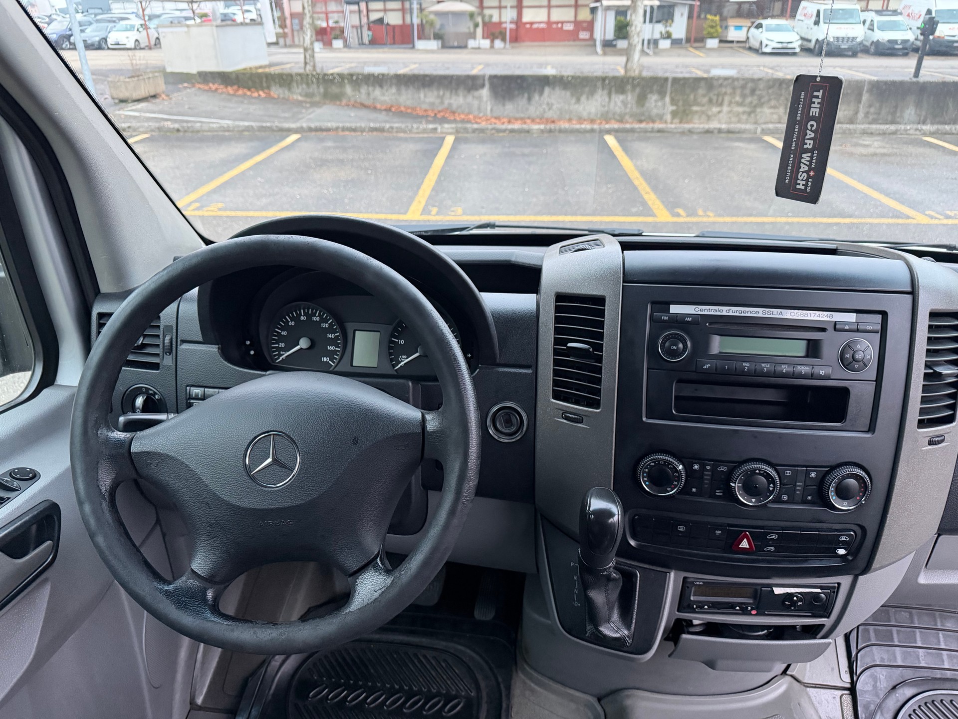 MERCEDES-BENZ Sprinter 315 CDI Lang-image-9