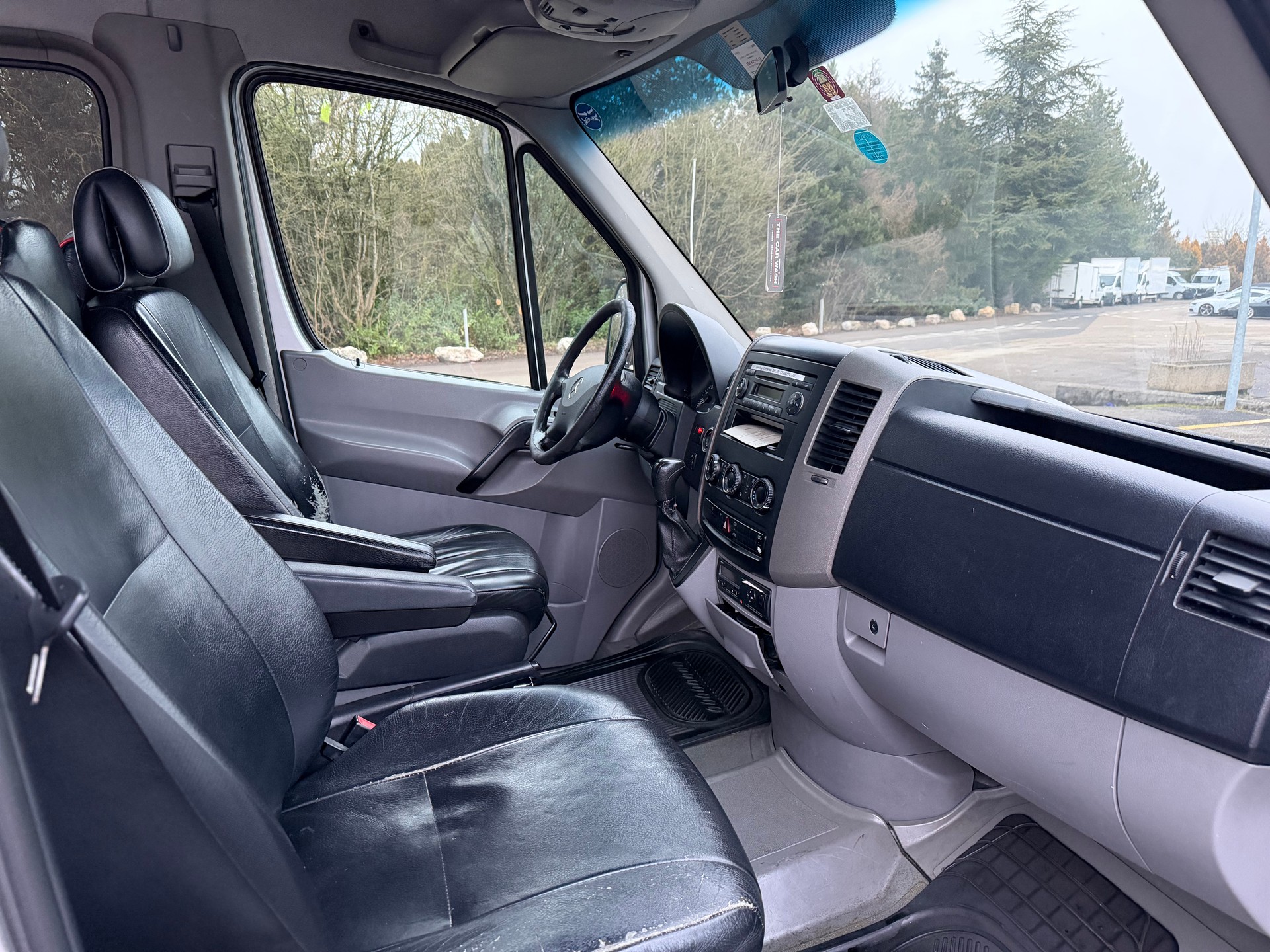 MERCEDES-BENZ Sprinter 315 CDI Lang-image-10