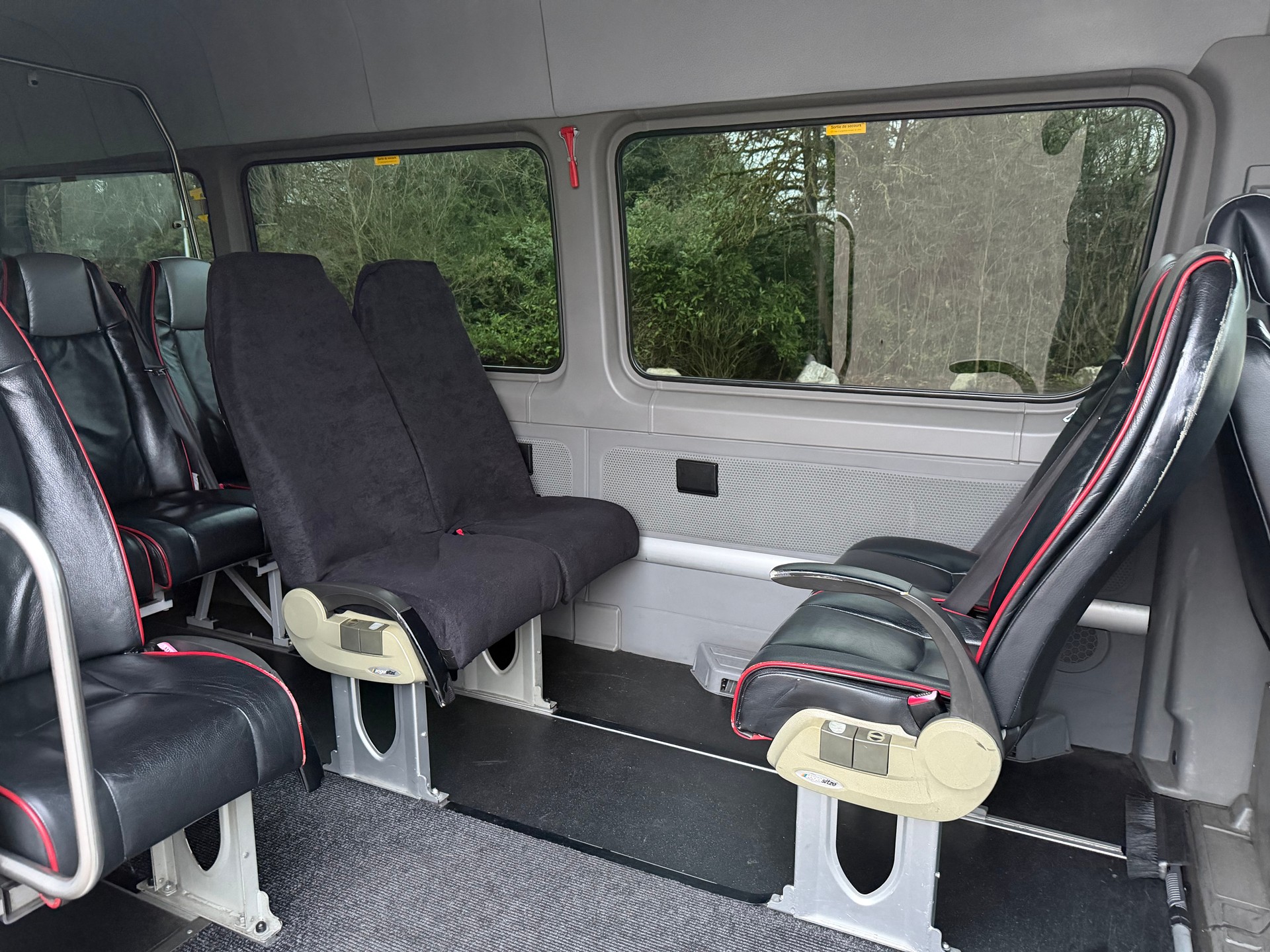 MERCEDES-BENZ Sprinter 315 CDI Lang-image-12