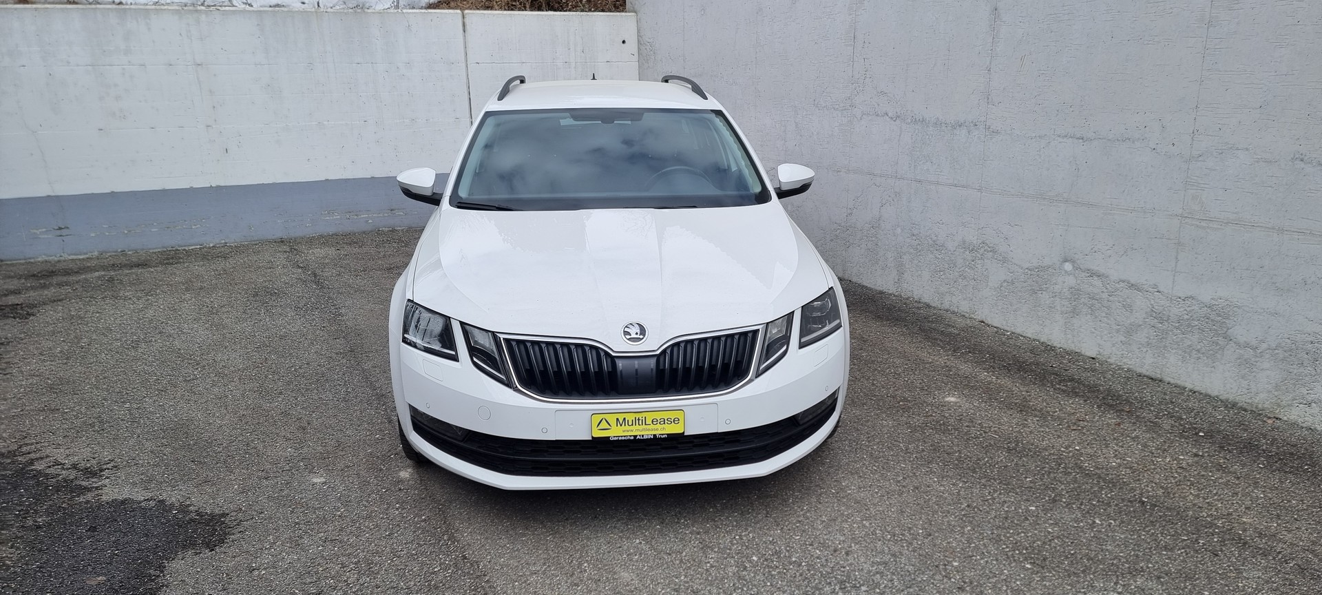 SKODA Octavia 2.0 TDI Soleil-image-1