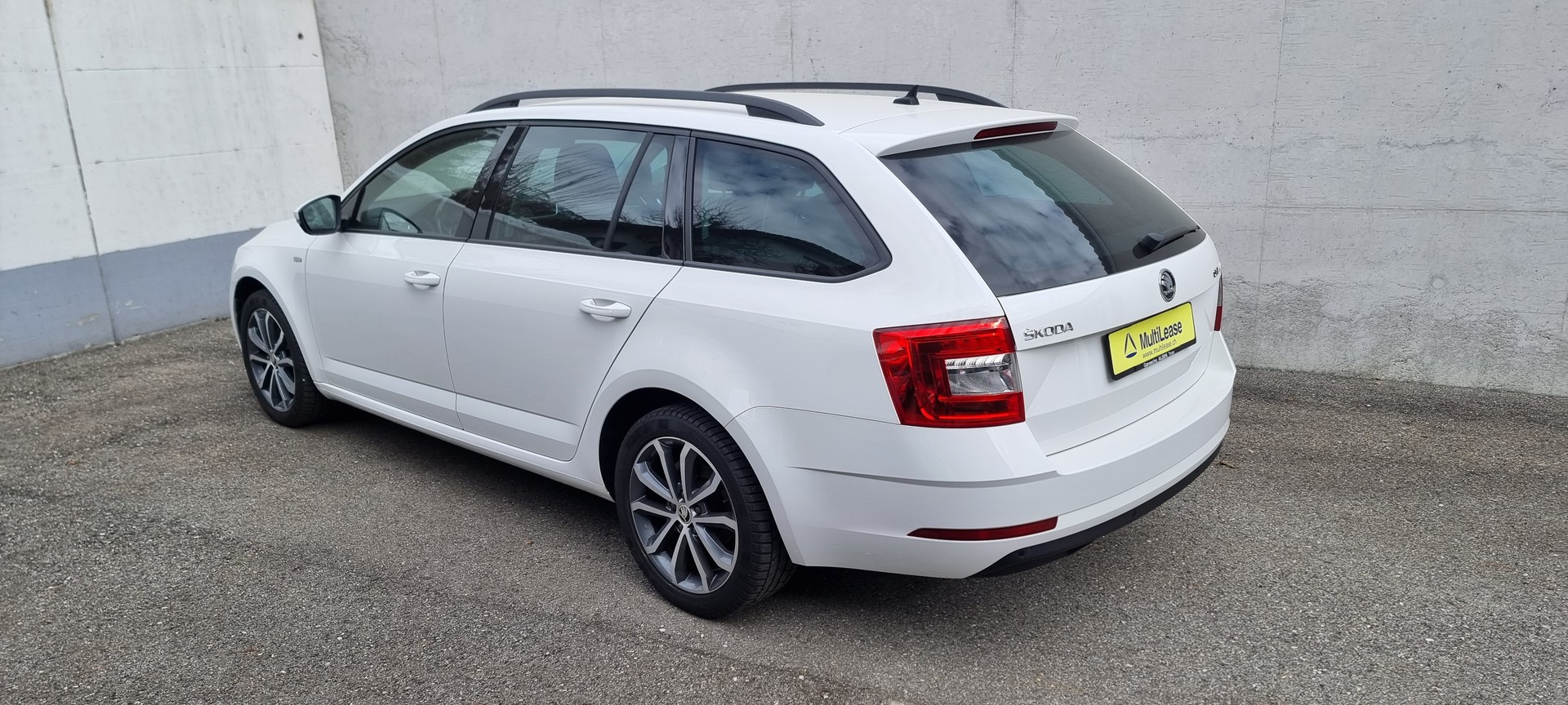 SKODA Octavia 2.0 TDI Soleil-image-3