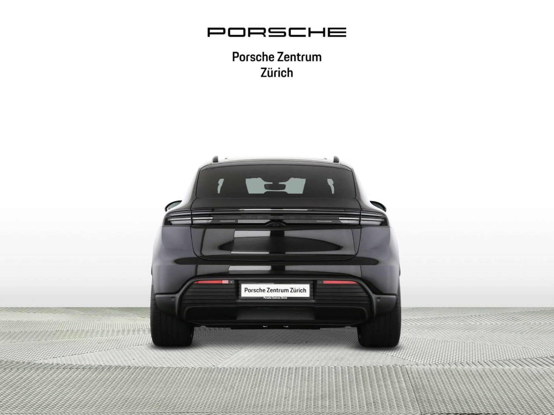 PORSCHE Macan 4S-image-7