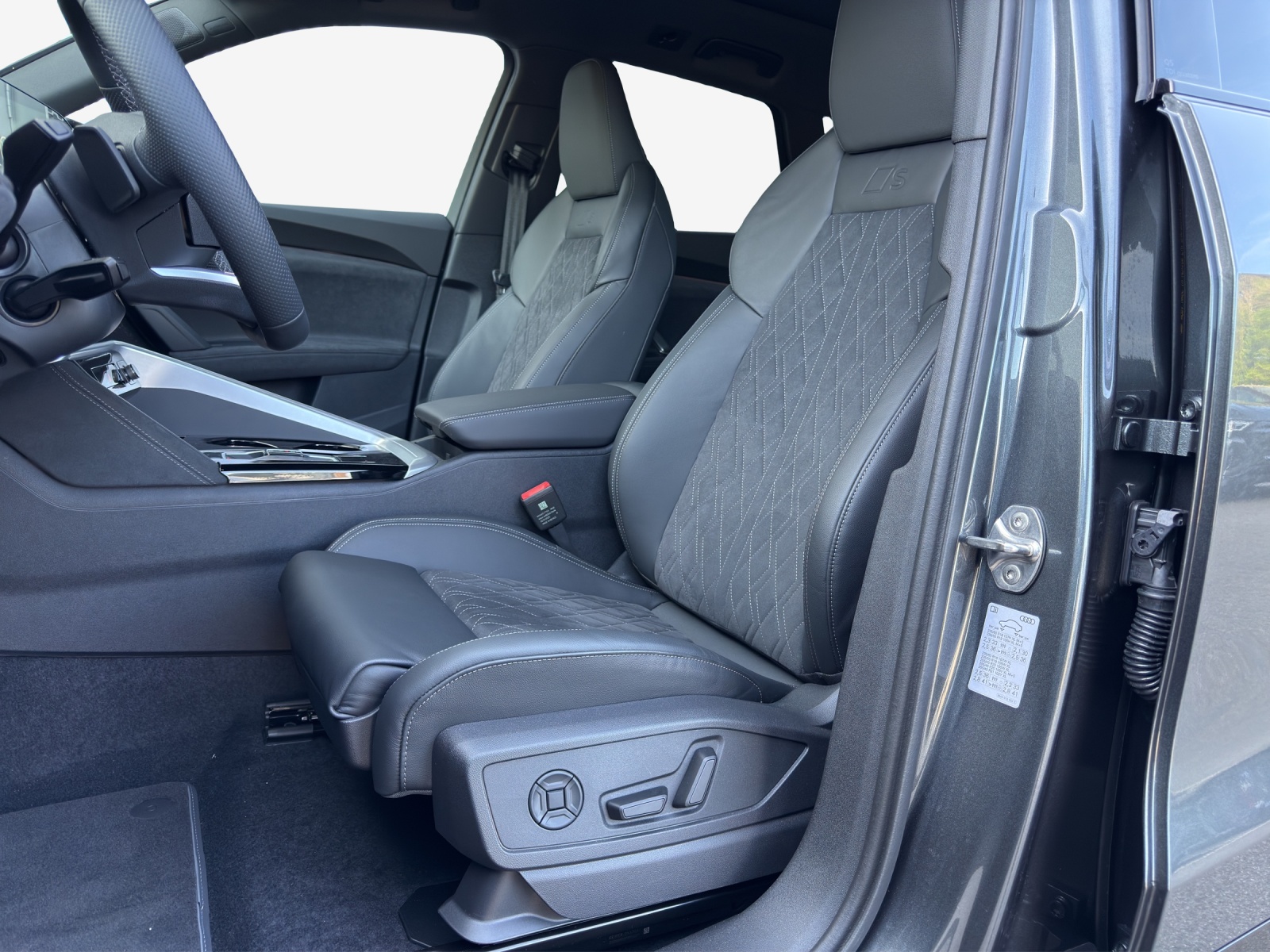 AUDI Q5 TDI quattro 150 kW S-tronic-image-7