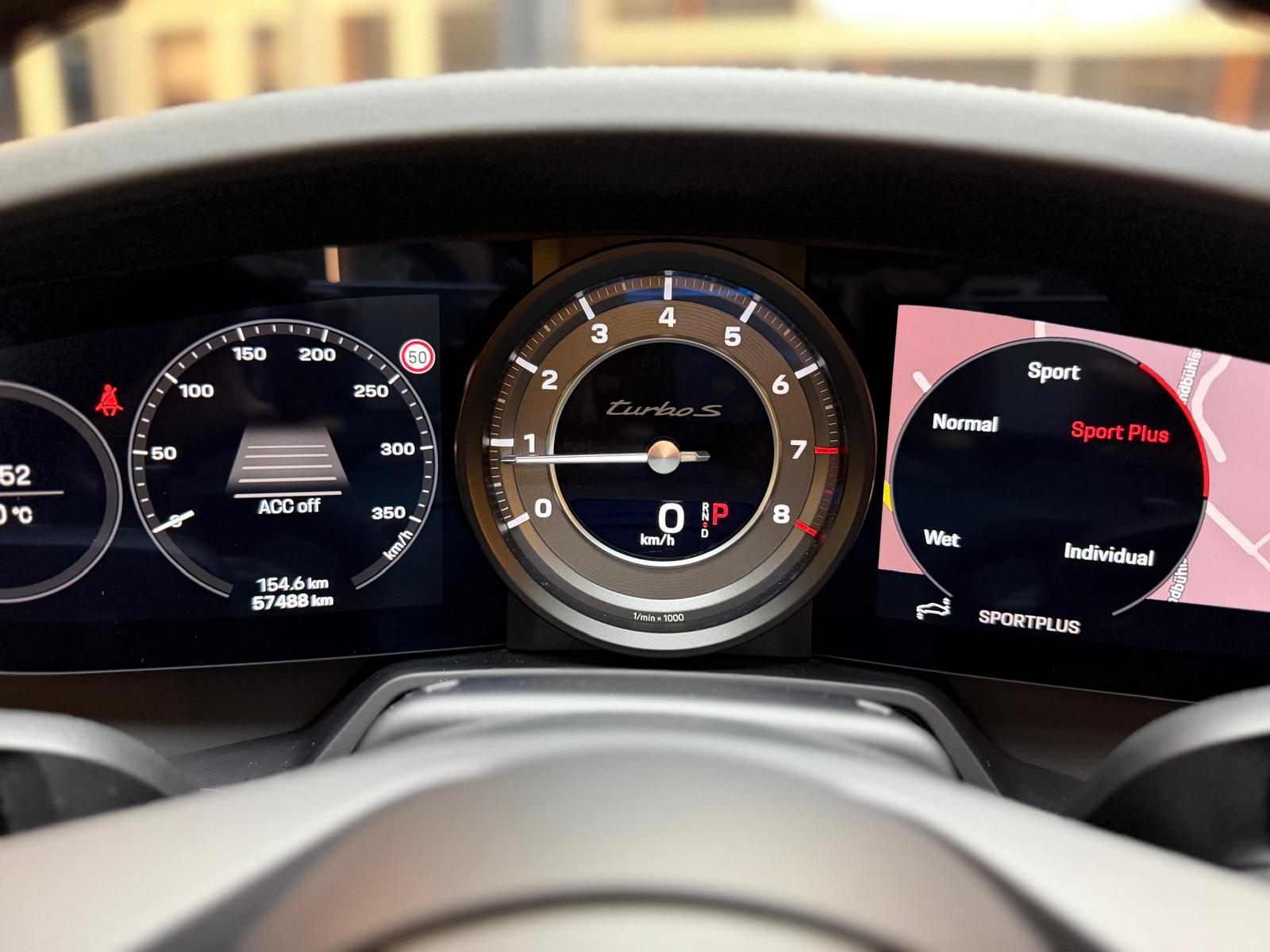 PORSCHE 911 Cabriolet 3.7 Turbo S PDK-image-24