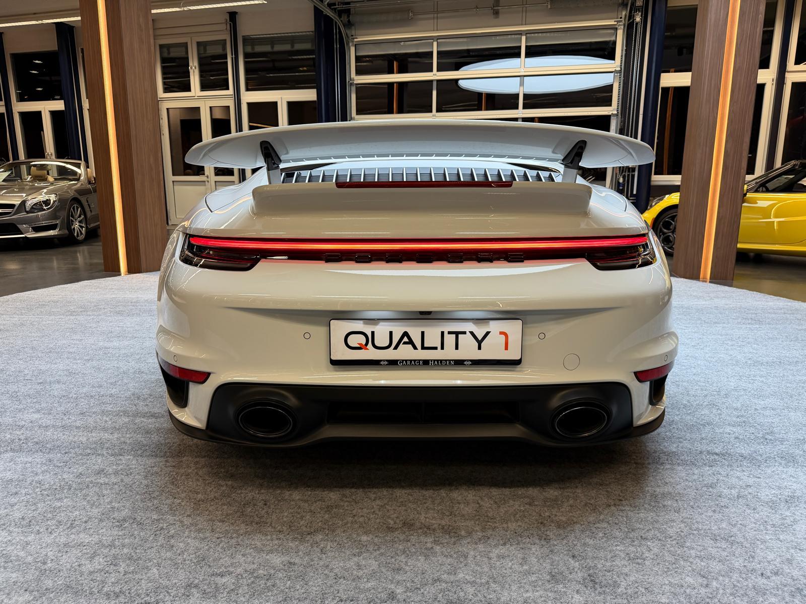 PORSCHE 911 Cabriolet 3.7 Turbo S PDK-image-8