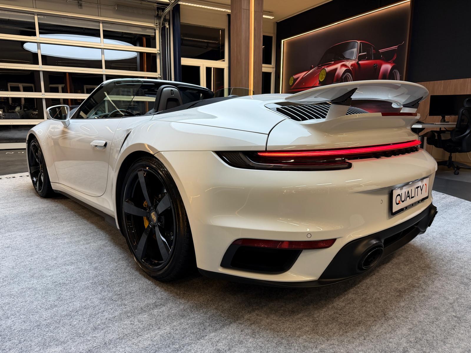PORSCHE 911 Cabriolet 3.7 Turbo S PDK-image-5