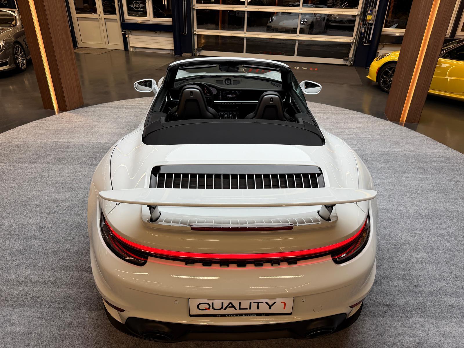 PORSCHE 911 Cabriolet 3.7 Turbo S PDK-image-6