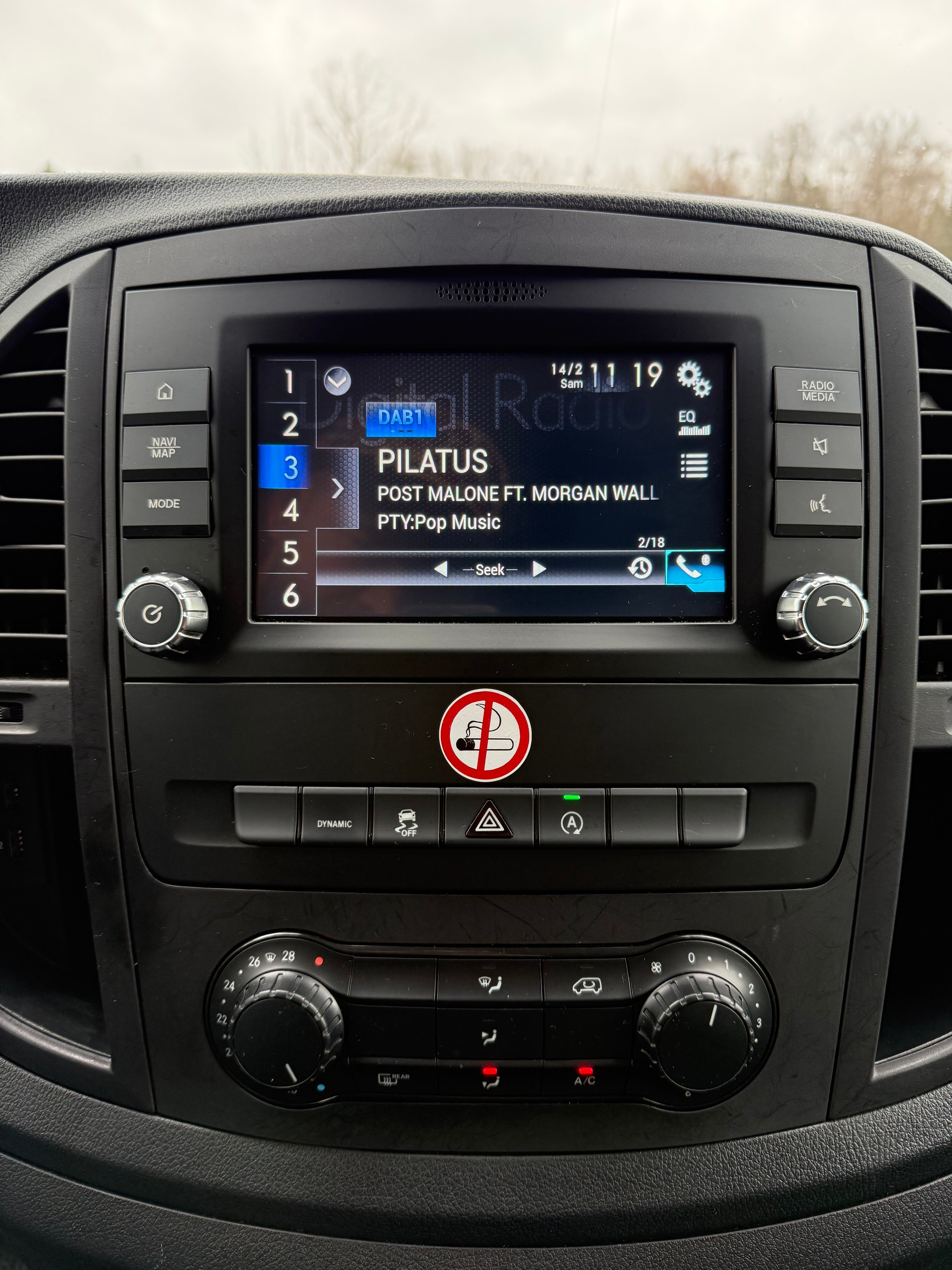 MERCEDES-BENZ Vito 114 CDI Lang 7G-Tronic-image-12
