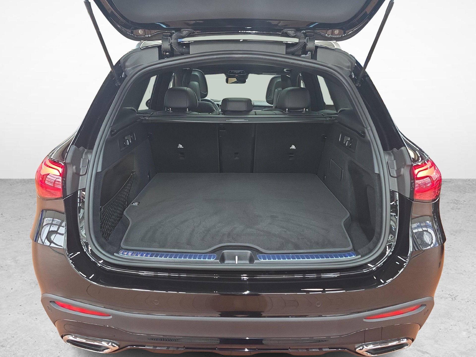 MERCEDES-BENZ GLC 400 e 4MATIC EQ Star AMG Line-image-9