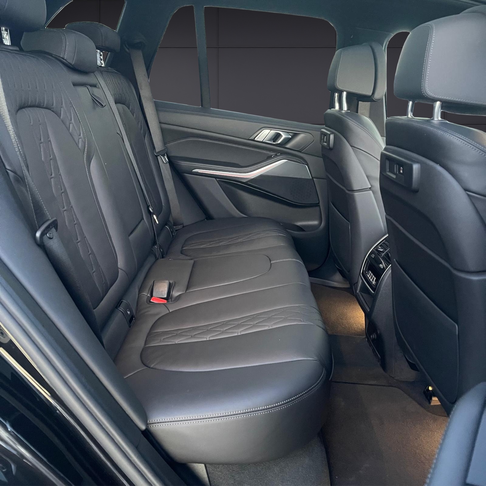 BMW X5 xDrive 48V 30d M Sport Steptronic-image-24