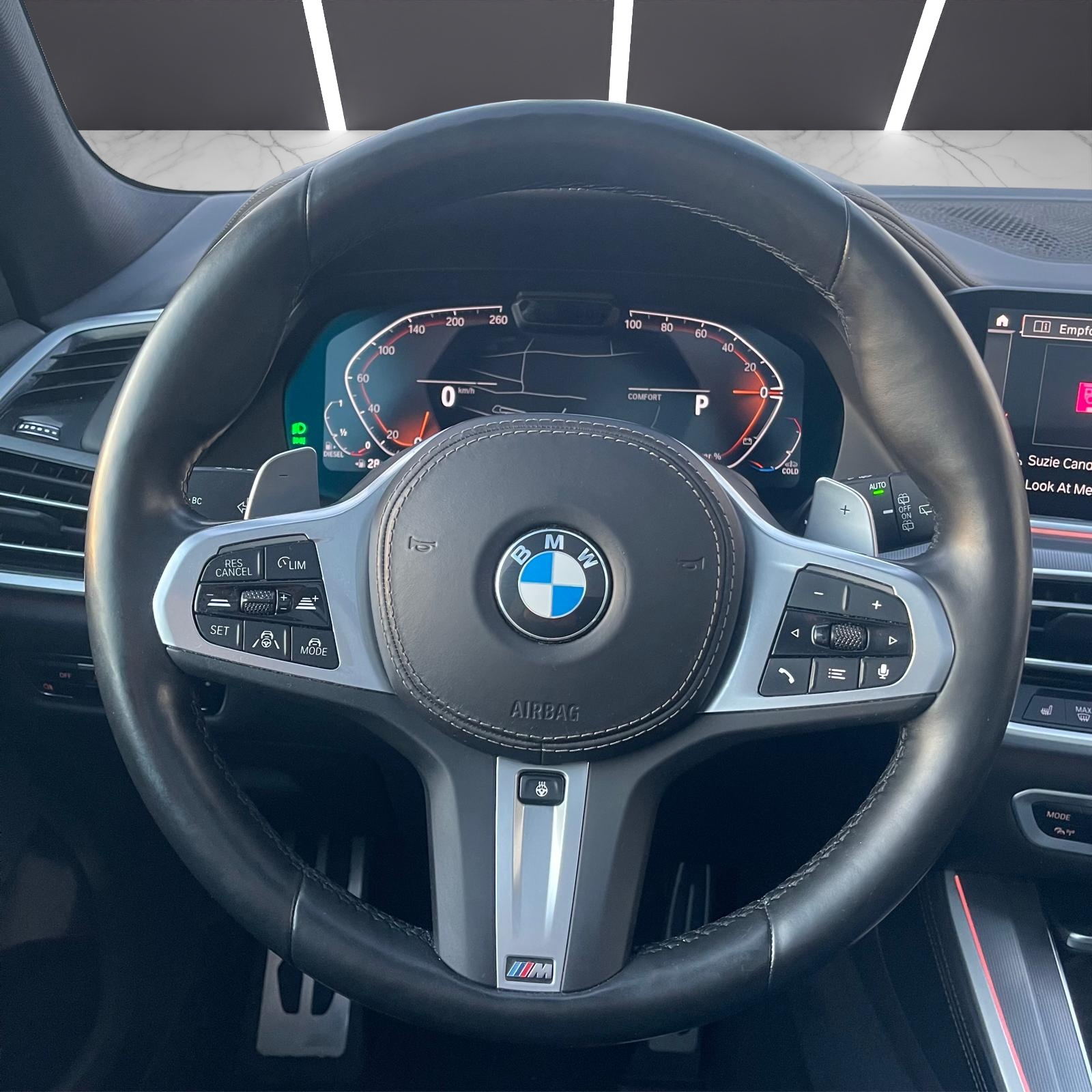 BMW X5 xDrive 48V 30d M Sport Steptronic-image-16
