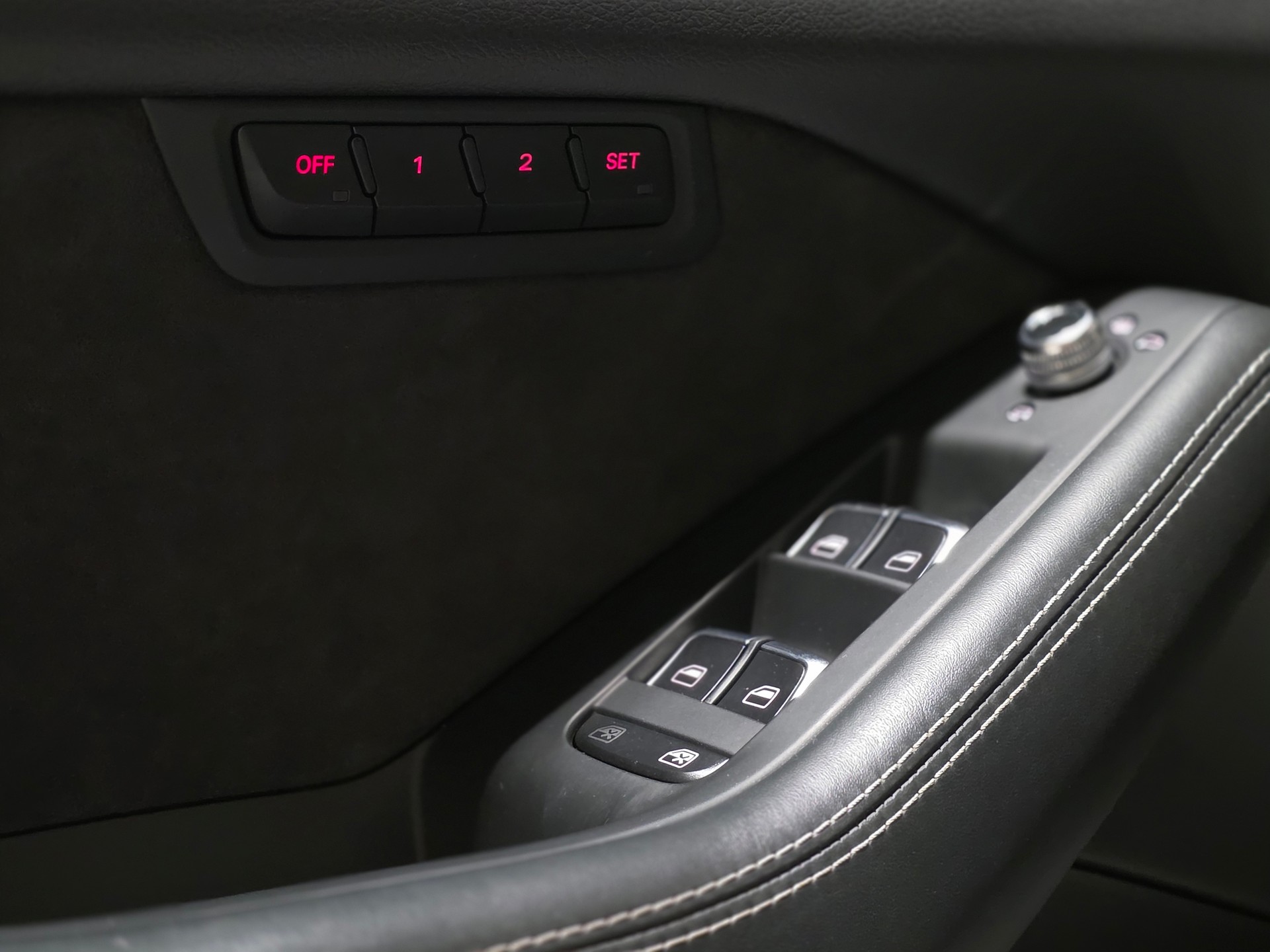 AUDI SQ5 3.0 TDI plus quattro tiptronic-image-14