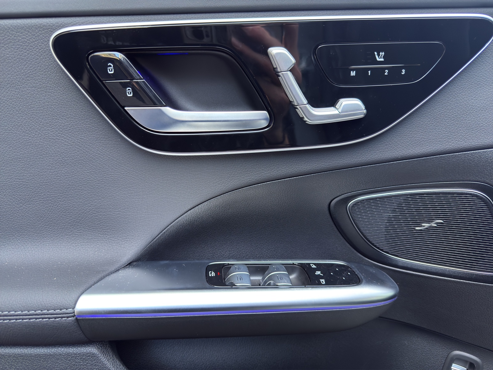 MERCEDES-BENZ C 220 d 4 Matic Swiss Star-image-12