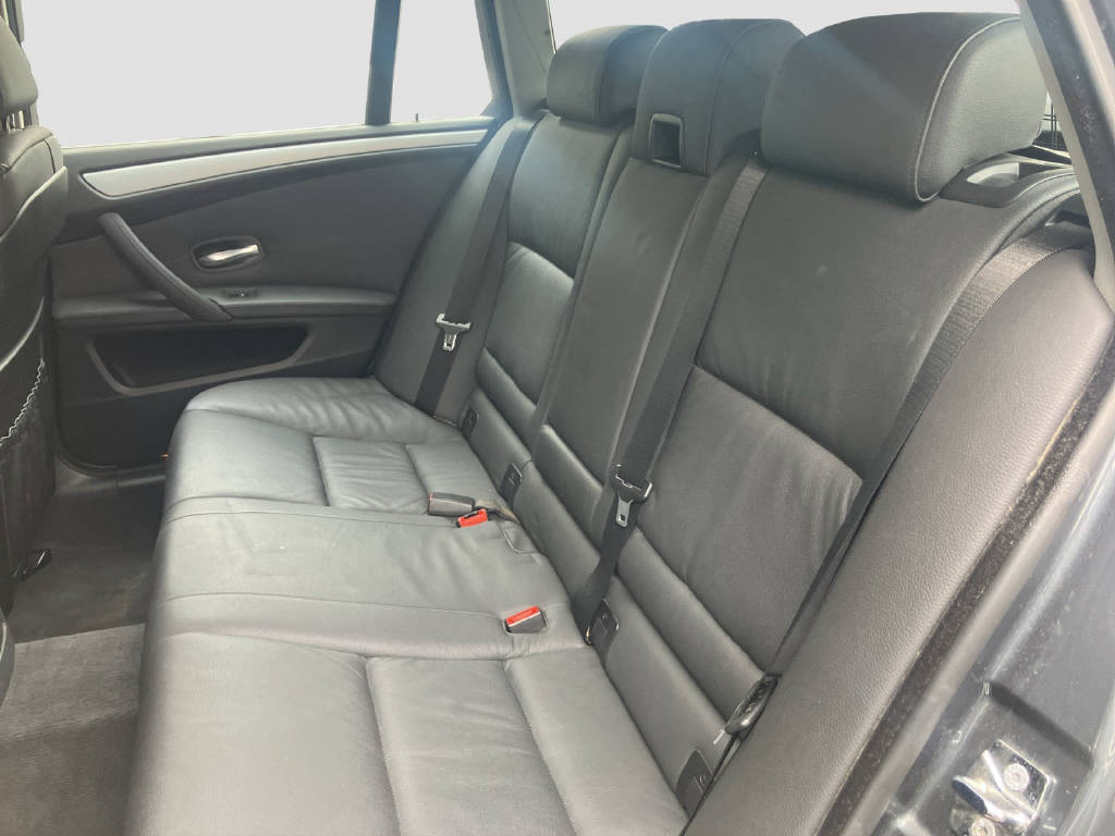 BMW 530i xDrive Touring *Automat*-image-11