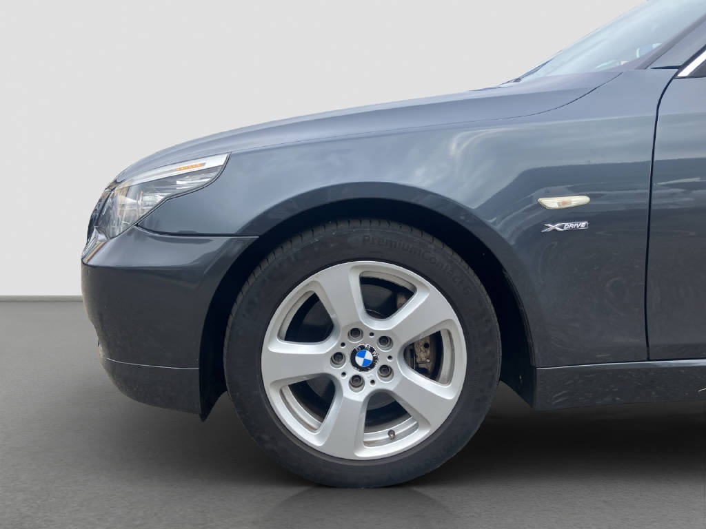 BMW 530i xDrive Touring *Automat*-image-8