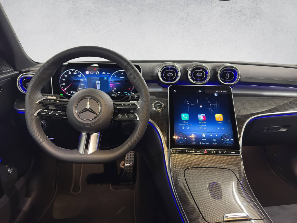 MERCEDES-BENZ C 220 d AMG Line 4Matic Swiss Star T-Modell-image-12