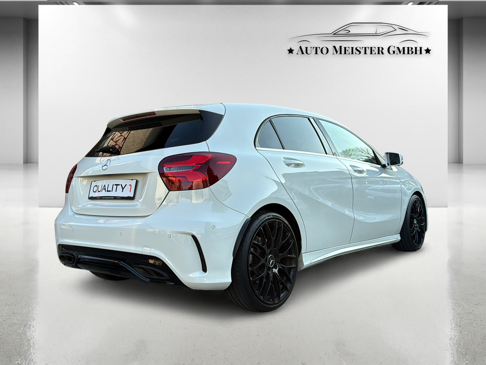 MERCEDES-BENZ A 220 d AMG Line 4Matic 7G-DCT-image-3