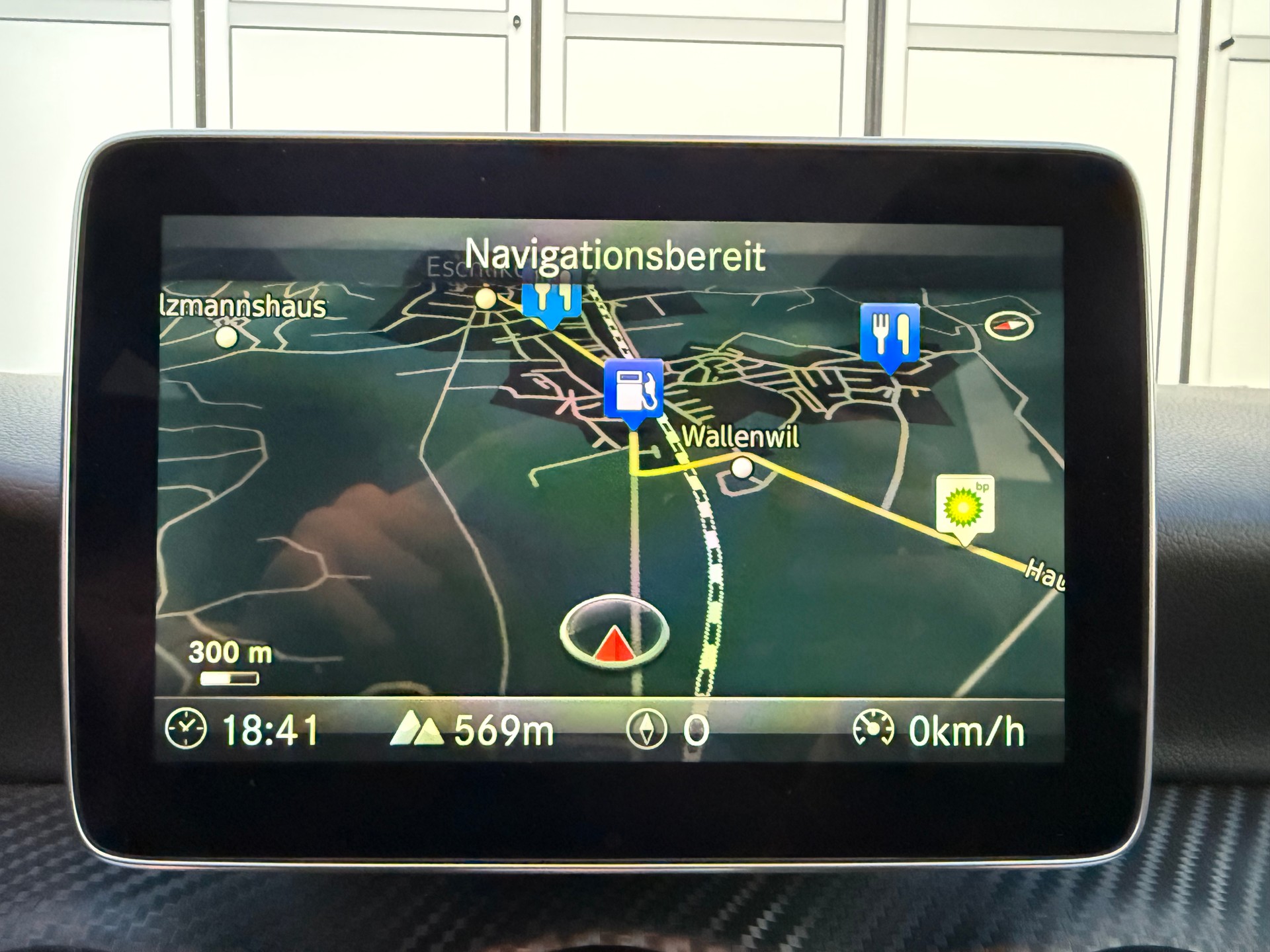 MERCEDES-BENZ A 220 d AMG Line 4Matic 7G-DCT-image-8
