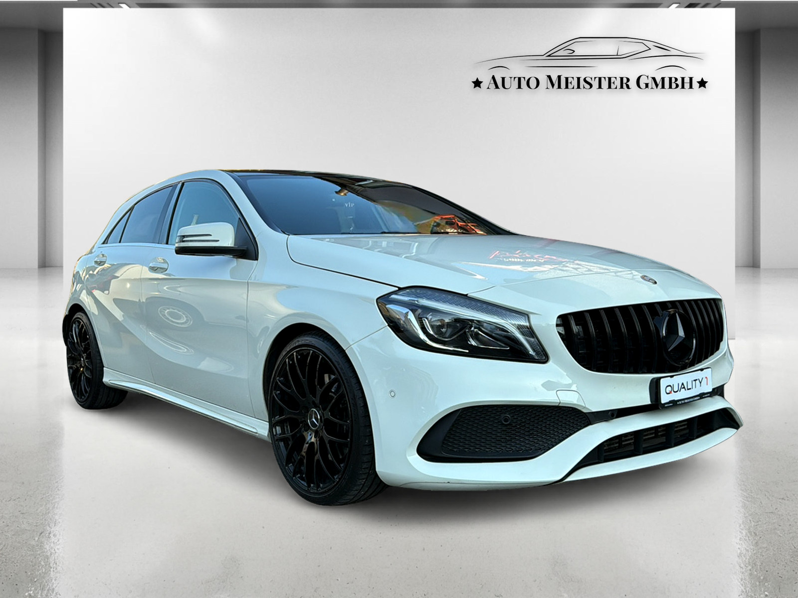 MERCEDES-BENZ A 220 d AMG Line 4Matic 7G-DCT-image-4