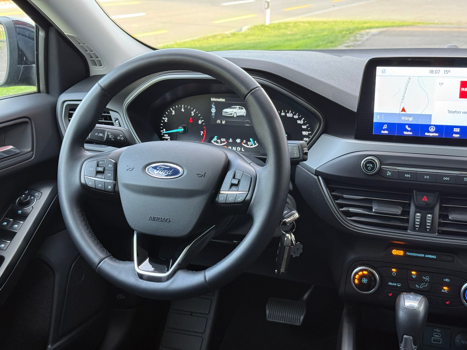 FORD Focus 1.0 MHEV Cool Connect Automat LEASING AB 233.80 CHF / MONAT-image-5