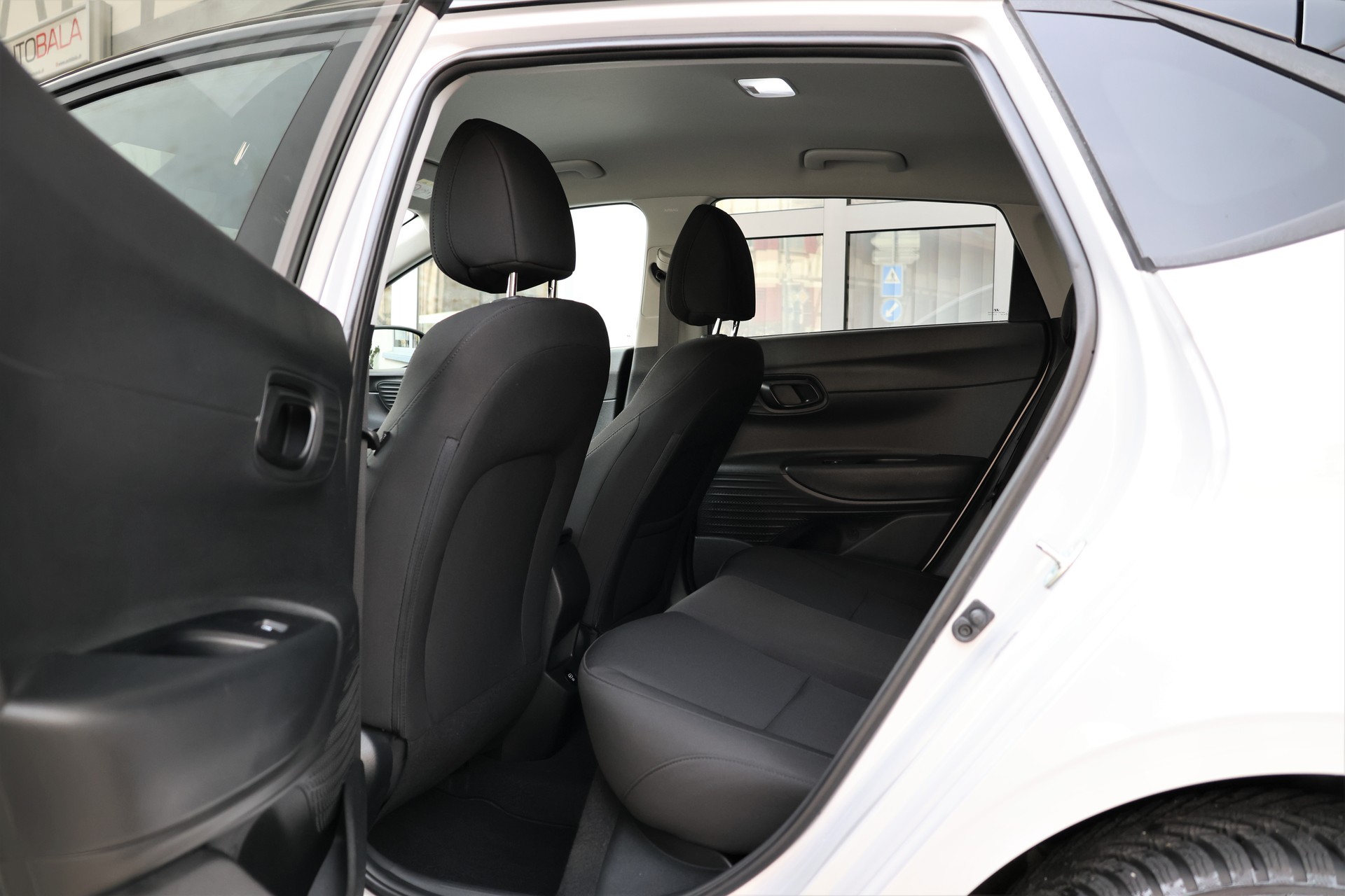 HYUNDAI i20 1.0 T-GDi (CH)-image-15