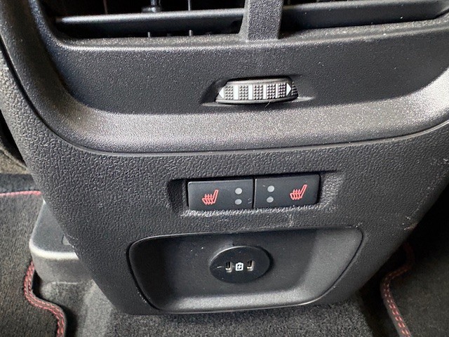 FORD Kuga 2.5 FHEV ST-Line X 4WD-image-9