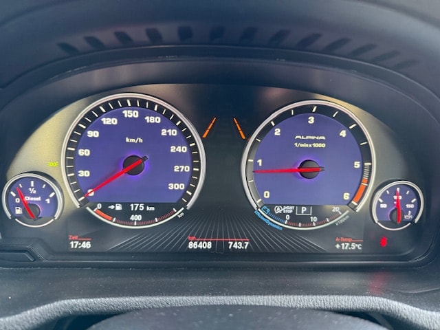 BMW-ALPINA XD3 3.0 Biturbo 4x4 **CH Fahrzeug**-image-19
