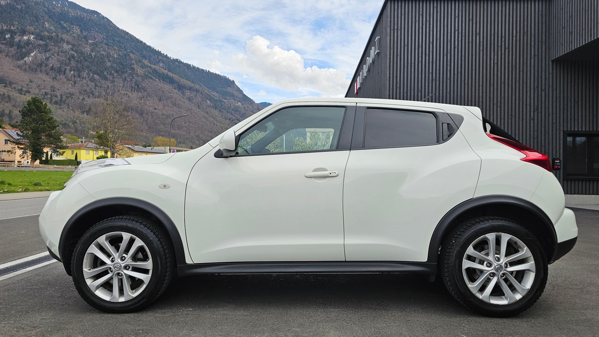 NISSAN Juke 1.6 DIG-T acenta-image-1