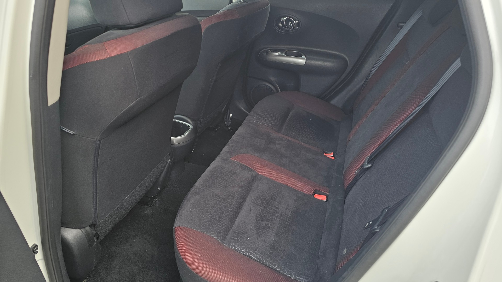 NISSAN Juke 1.6 DIG-T acenta-image-10