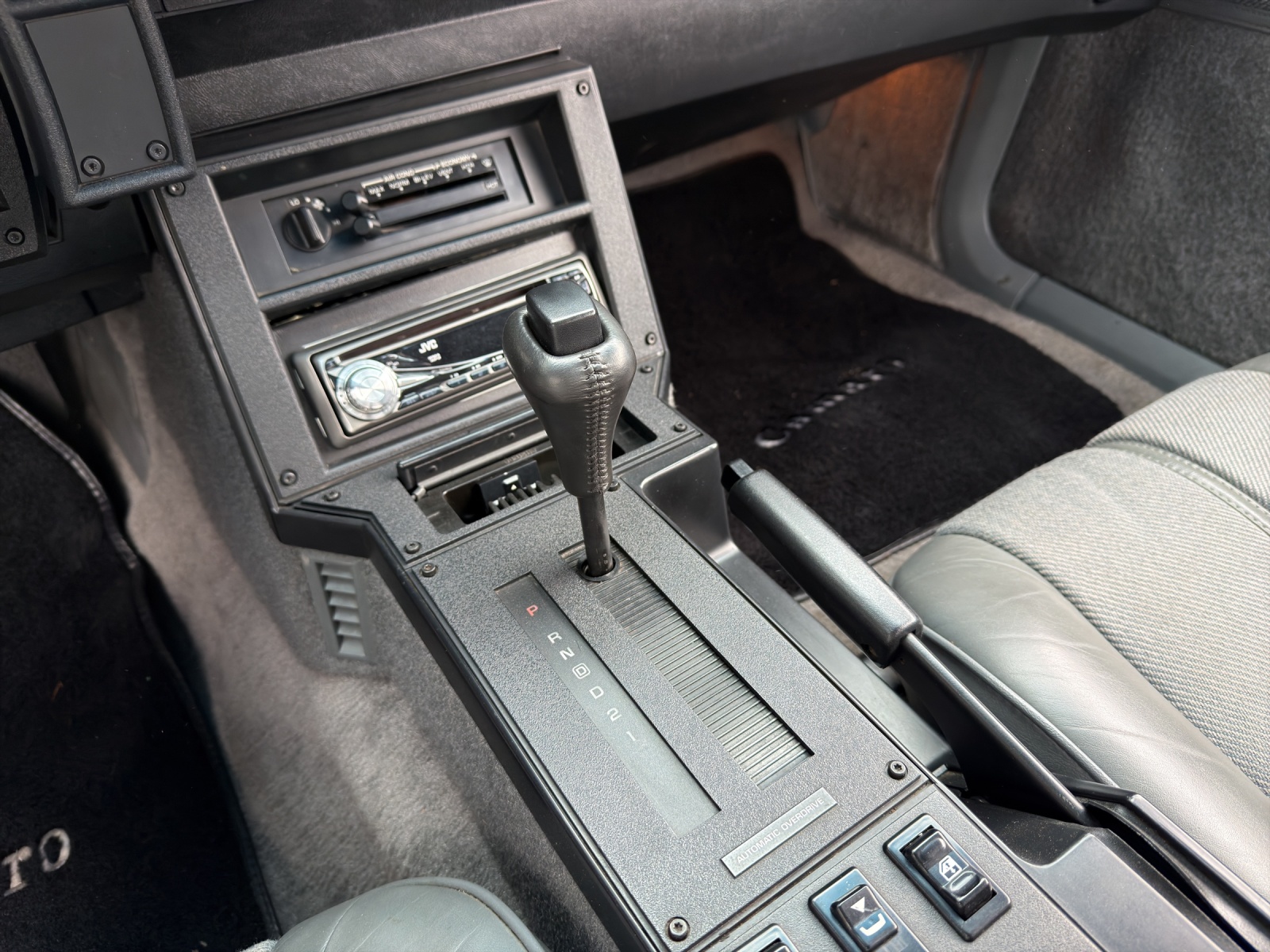 CHEVROLET CAMARO-image-9