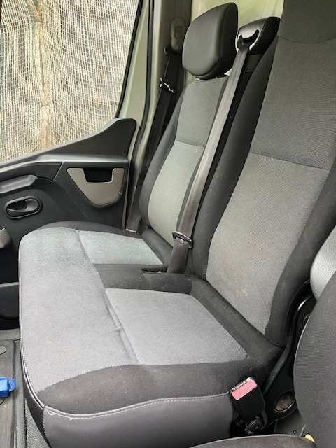 RENAULT Master T35 2.3dCi L2H2-image-10