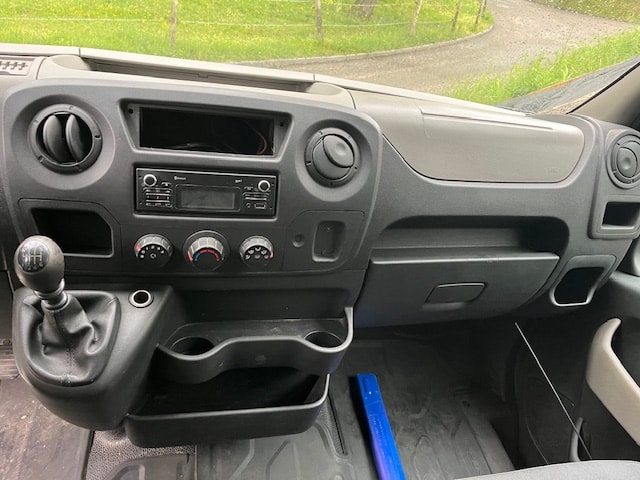 RENAULT Master T35 2.3dCi L2H2-image-11