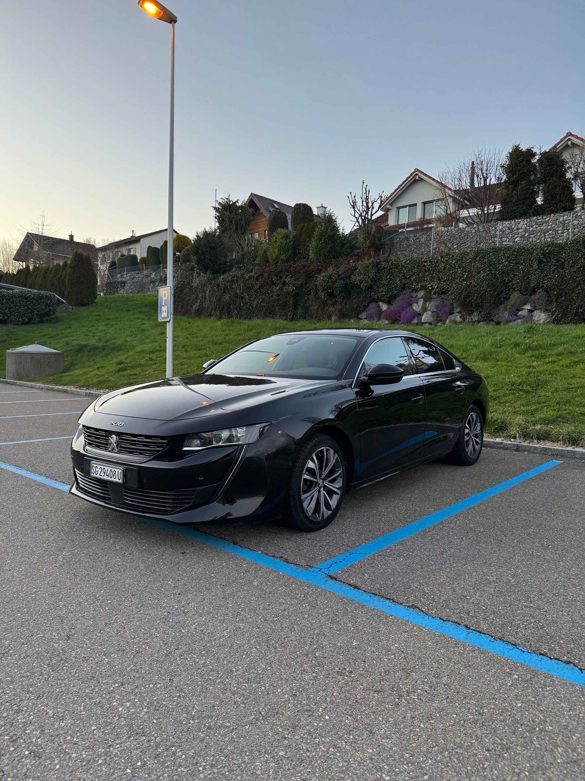 PEUGEOT 508 1.5 Blue HDI Active EAT8-image-0