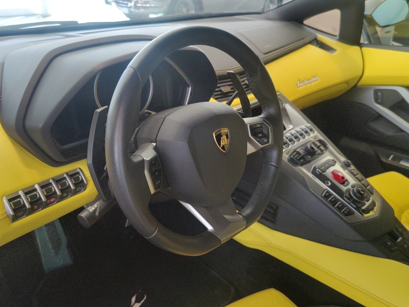 LAMBORGHINI Aventador 6.5 LP720 50° Anniversario-image-13