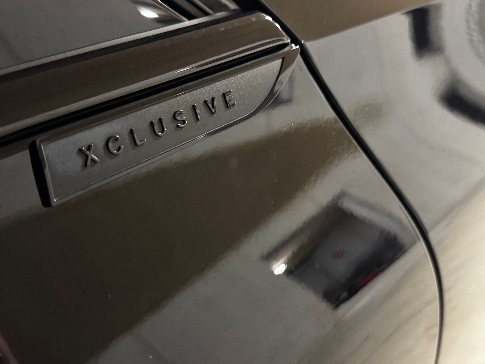 VOLVO XC60 T8 eAWD PluginHybrid Dark Xclusive Geartronic-image-3