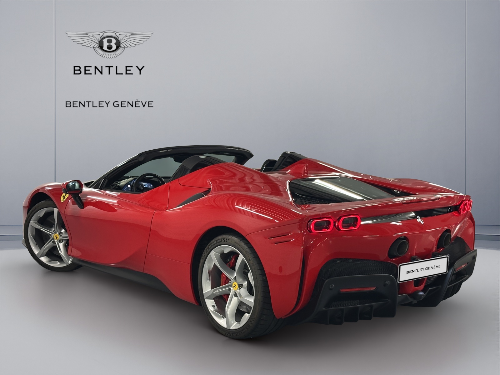 FERRARI SF90 Spider-image-5