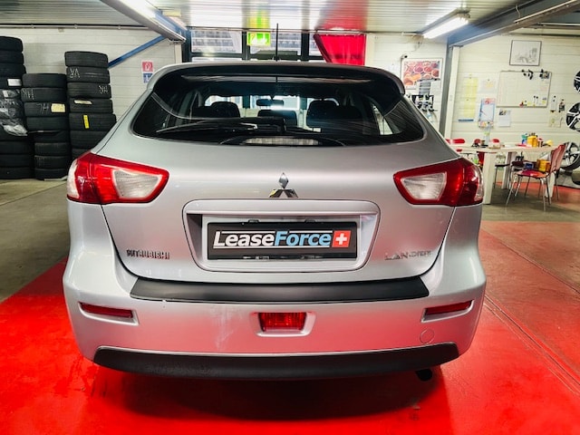 MITSUBISHI Lancer Sportback 1.8 Intense CVT-image-3