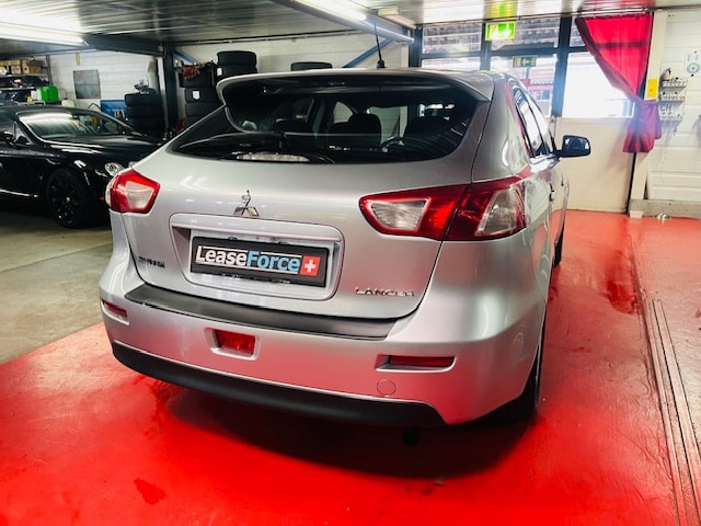 MITSUBISHI Lancer Sportback 1.8 Intense CVT-image-7