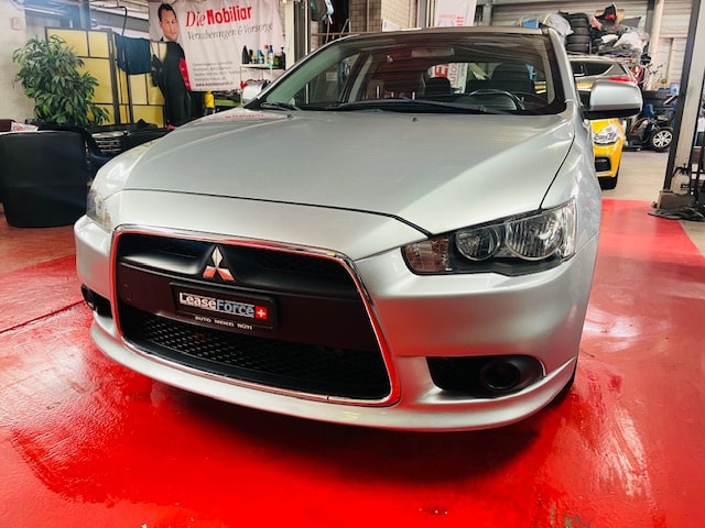 MITSUBISHI Lancer Sportback 1.8 Intense CVT