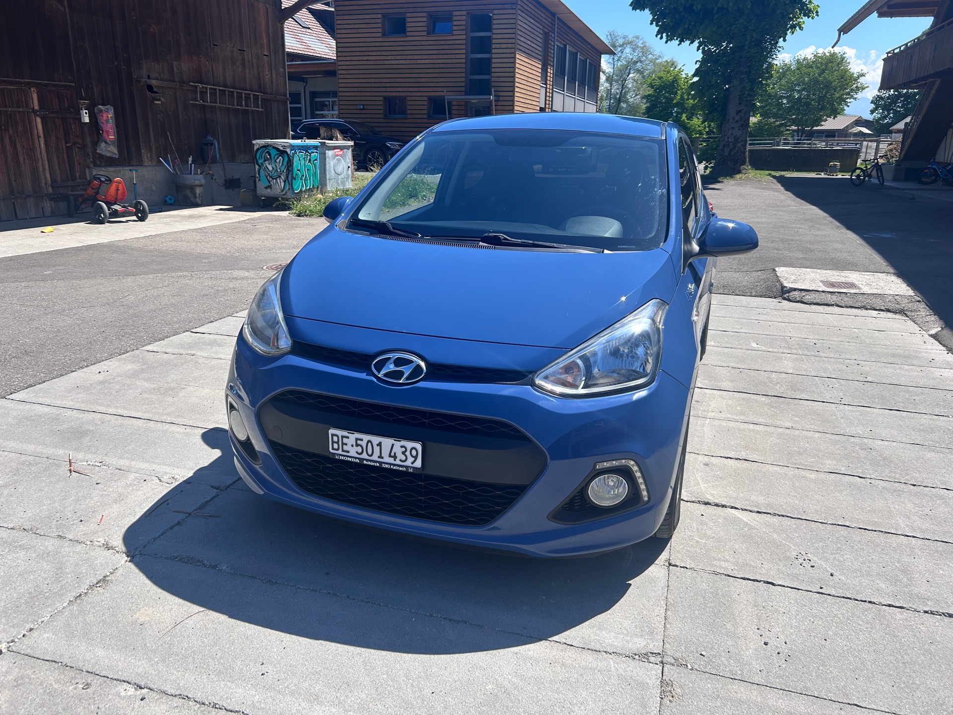 HYUNDAI 1.0 Amplia-image-0