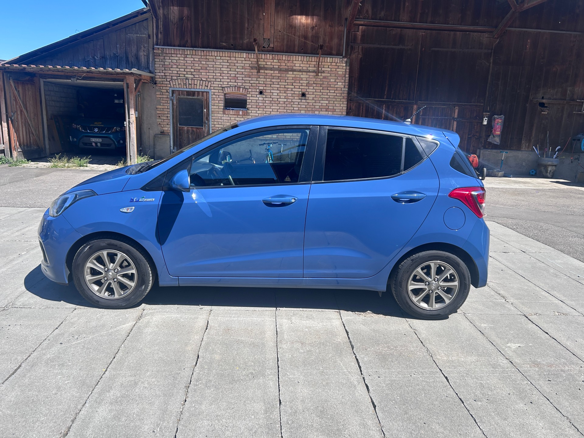 HYUNDAI 1.0 Amplia-image-2